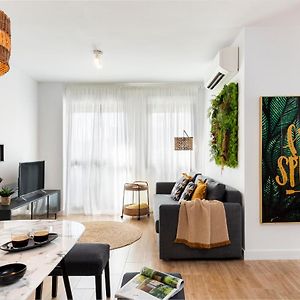 Appartement à 3 Chambres à Coucher
