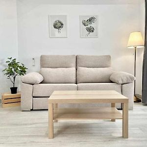 Appartement à 3 Chambres à Coucher