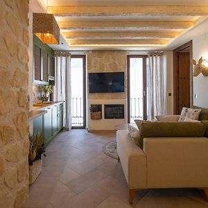 Appartement à 2 Chambres à Coucher