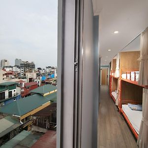 Dormitory Room Mixed
