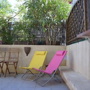 F3 climatisé-terrasse 30 m2- Parking-Antigone