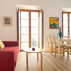 Appartement à 2 Chambres à Coucher