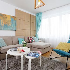 Appartement à 2 Chambres à Coucher