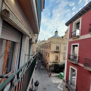 Appartement à 3 Chambres à Coucher