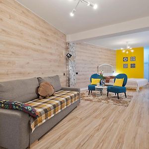 Appartement à 2 Chambres à Coucher