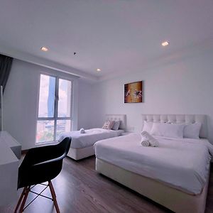 Appartement à 2 Chambres à Coucher