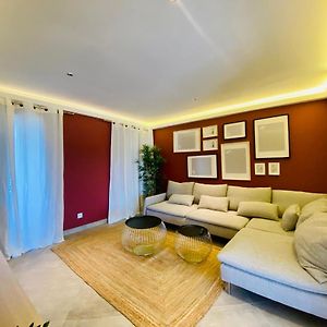 Appartement à 3 Chambres à Coucher