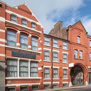 Trueman Court Luxury Serviced Apartments