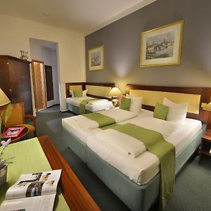 Chambre Standarde Triple