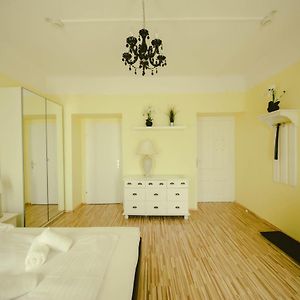 Chambre Standarde Lit King-Size