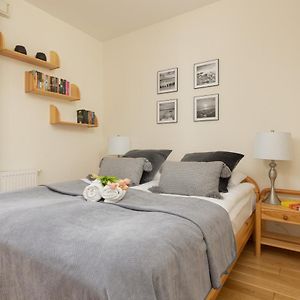 Osiedle Intenso Warszawa Wola By Noclegi Renters