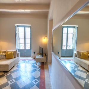 Charming & Traditional Flat In City Center Esch1-2