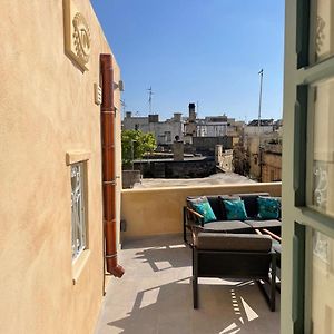 60 Indri Borg Townhouse
