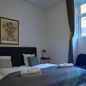 Chambre Standarde Lit King-Size