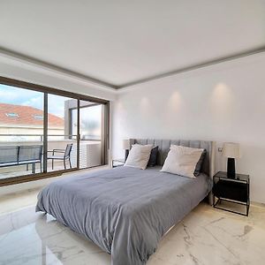 Appartement de Luxe à 1 Chambre à Coucher