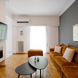 Appartement à 3 Chambres à Coucher