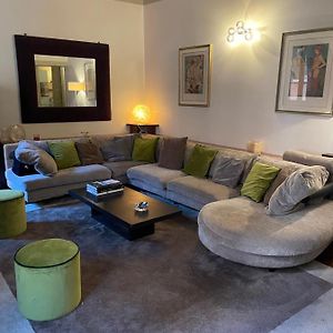 Appartement à 3 Chambres à Coucher