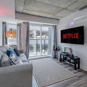 Appartement à 2 Chambres à Coucher