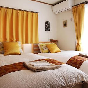 Appartement à 3 Chambres à Coucher