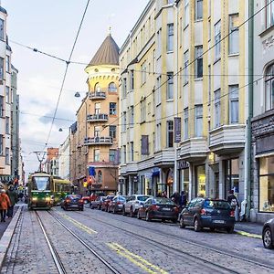 Picturesque Area In Helsinki Center Apartment