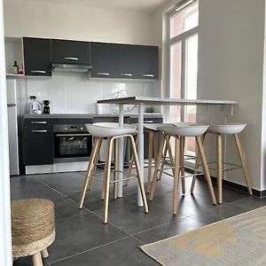 Appartement à 3 Chambres à Coucher