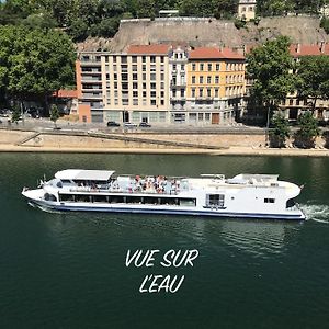 Vue sur l'eau