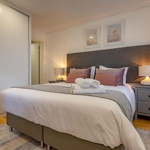 Appartement à 2 Chambres à Coucher