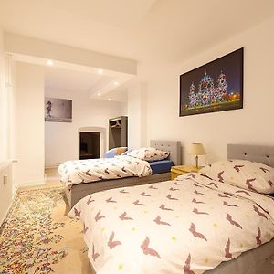 Appartement à 3 Chambres à Coucher