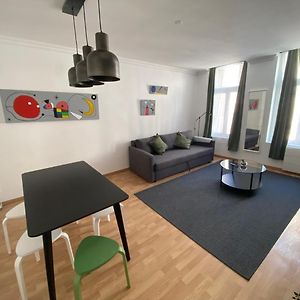 Appartement à 2 Chambres à Coucher