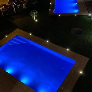 Appartement 2 chambres avec 3 piscines et parking gratuit