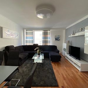 Appartement à 2 Chambres à Coucher