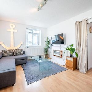 Flat 13