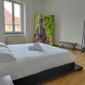 Appartement à 2 Chambres à Coucher