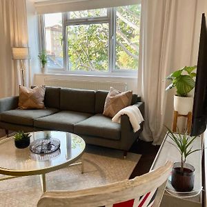 Appartement à 2 Chambres à Coucher