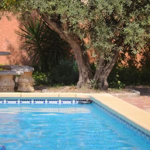 Villa à 3 Chambres à Coucher