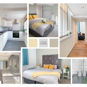 Appartement à 2 Chambres à Coucher