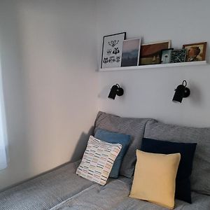 Liliom Apartment With Free Parking Space