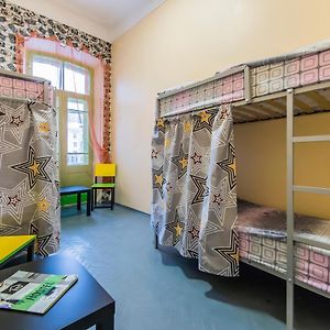 Chambre Juste Pour Hommes Dortoir