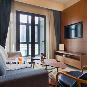 Suite à 2 Chambres à Coucher Lit King-Size