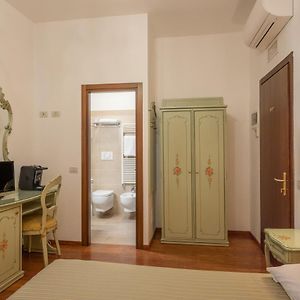 Chambre Standarde Lit King-Size