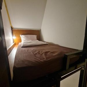 Dormitory Room Mixed