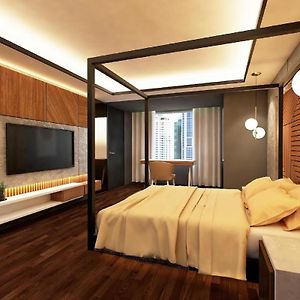 Suite Signature Lit King-Size