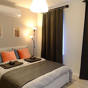 Cactus Suites