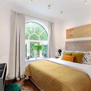 Appartement à 3 Chambres à Coucher