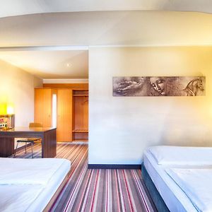 Chambre Quadruple Confort