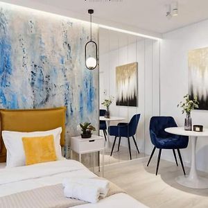 Studio de Luxe