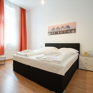 Appartement à 2 Chambres à Coucher