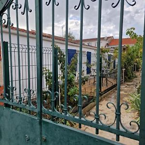 Villa à 2 Chambres à Coucher
