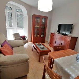 Appartement à 3 Chambres à Coucher