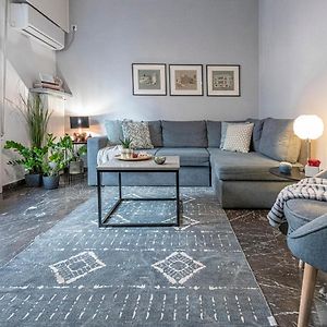 Nadia'S Apartment , Athens